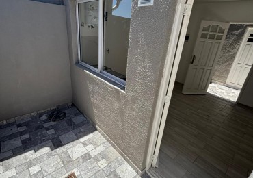 VENTA PH 2 AMBIENTES CON ESPACIO GUARDA COCHE