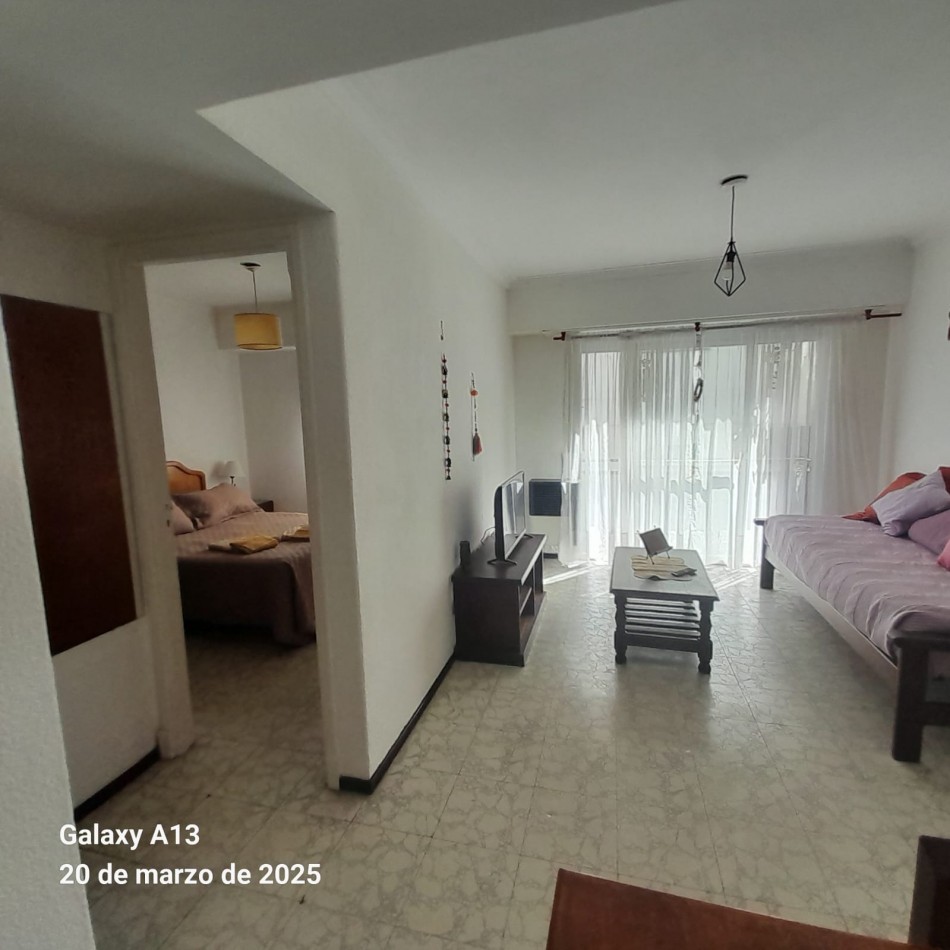 VENTA DEPARTAMENTO 2 AMBIENTES ZONA PLAZA MITRE OPCION COCHERA CUBIERTA 