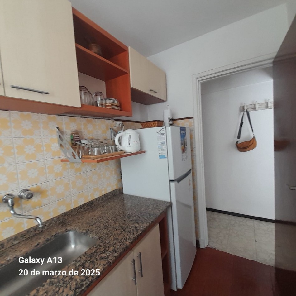 VENTA DEPARTAMENTO 2 AMBIENTES ZONA PLAZA MITRE OPCION COCHERA CUBIERTA 