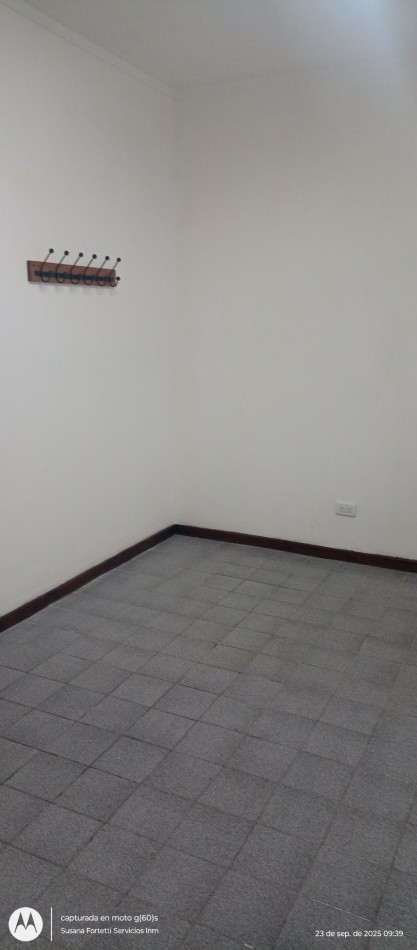 ALQUILER OFICINA CON 2 DESPACHOS. APTO PROFESIONAL ZONA CLINICA COLON
